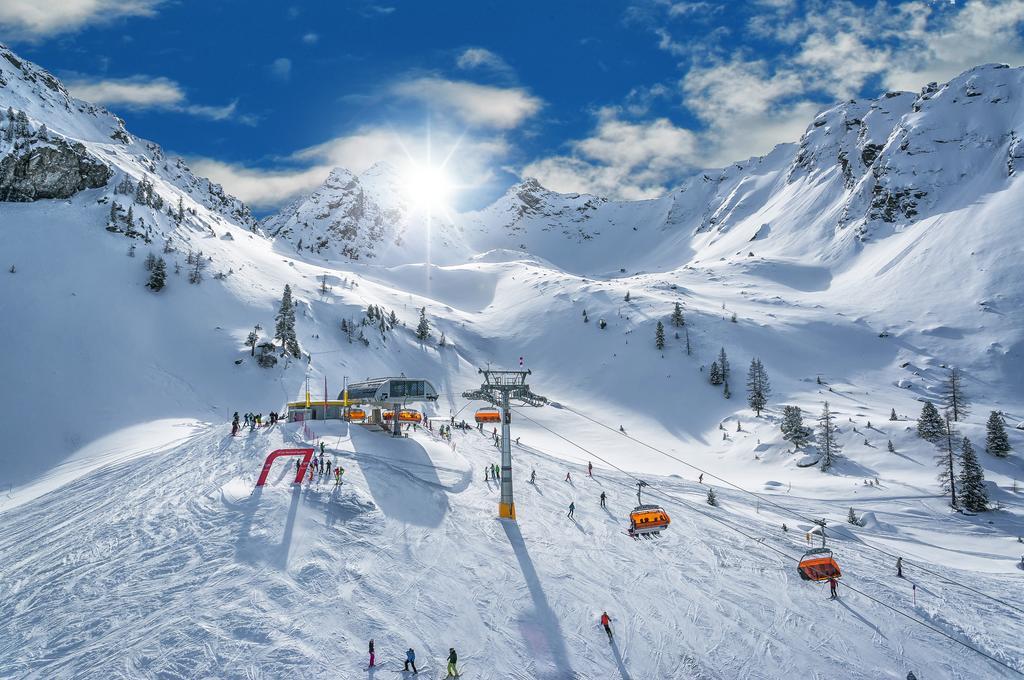 Haus Alpina Ski In & Ski Out Шладминг Екстериор снимка