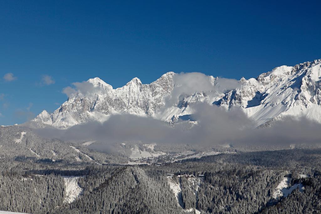Haus Alpina Ski In & Ski Out Шладминг Екстериор снимка