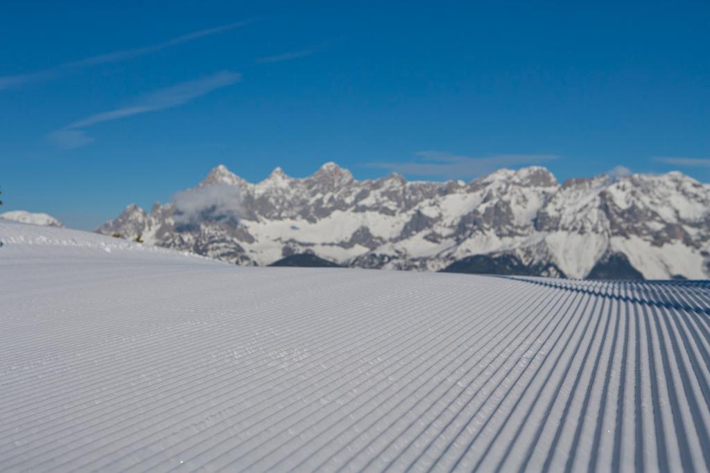 Haus Alpina Ski In & Ski Out Шладминг Екстериор снимка